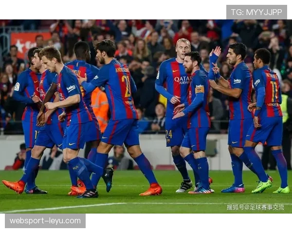 贝西克塔斯边路进攻火力全开，新赛季开局表现抢眼引发广泛关注