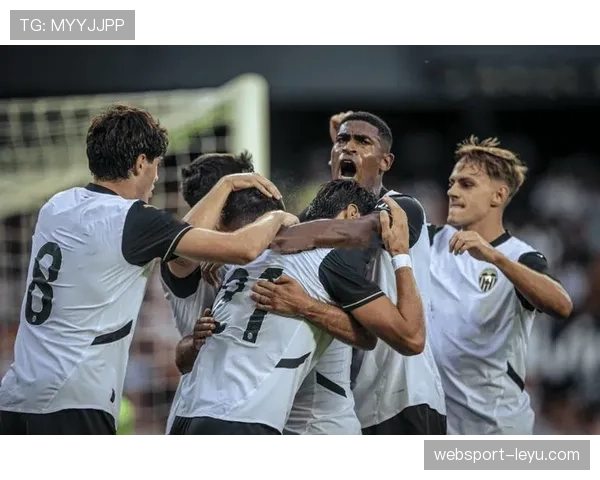 西甲争冠格局再起波澜，豪门状态回暖搅动冠军悬念